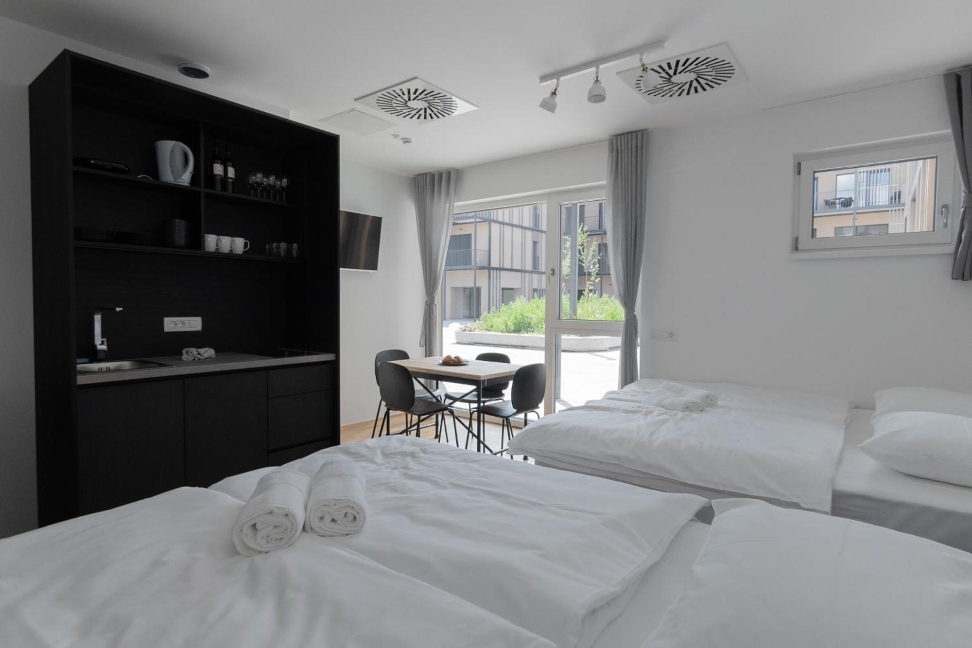 Pearl Bled Hotel Ngoại thất bức ảnh